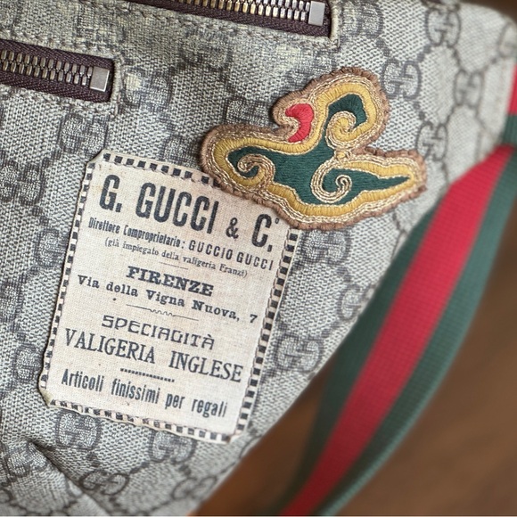 GUCCI COURIER ZIP BUM BAG WITH APPLIQUÉS - Picture 5 of 16